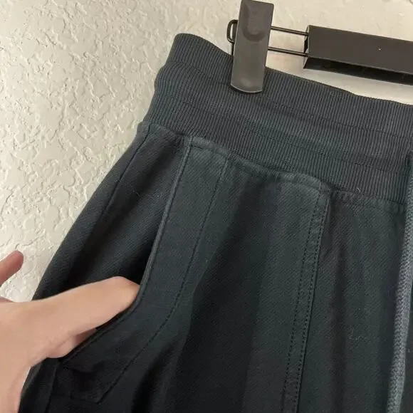 Athleta Black Farallon Weekender Jogger Ankle Pants Size Small - Picture 6 of 8